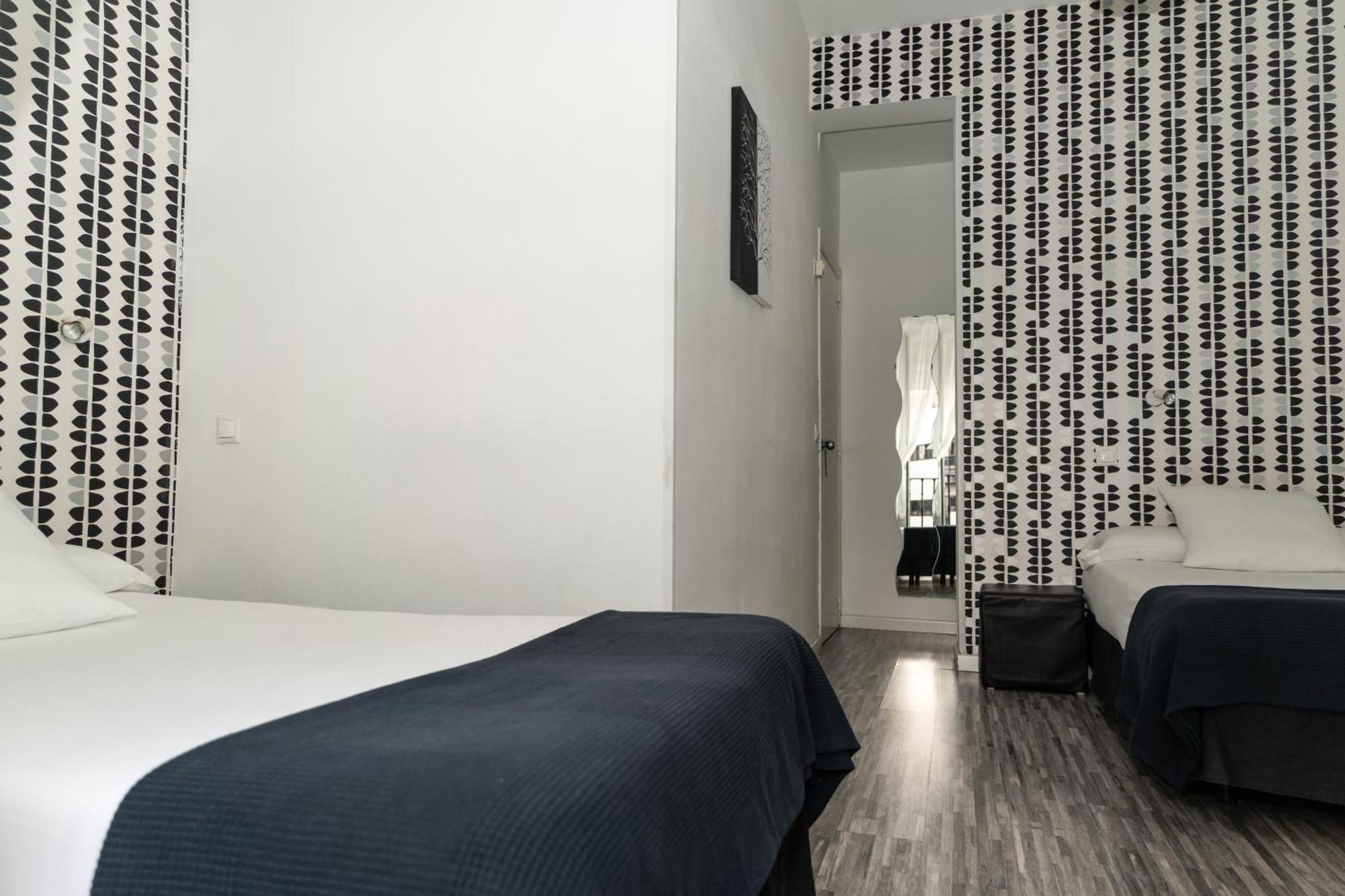 Hostal Gala Madrid Ngoại thất bức ảnh