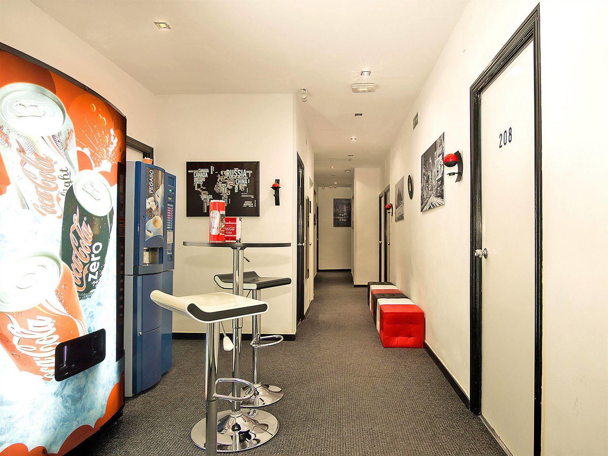 Hostal Gala Madrid Ngoại thất bức ảnh