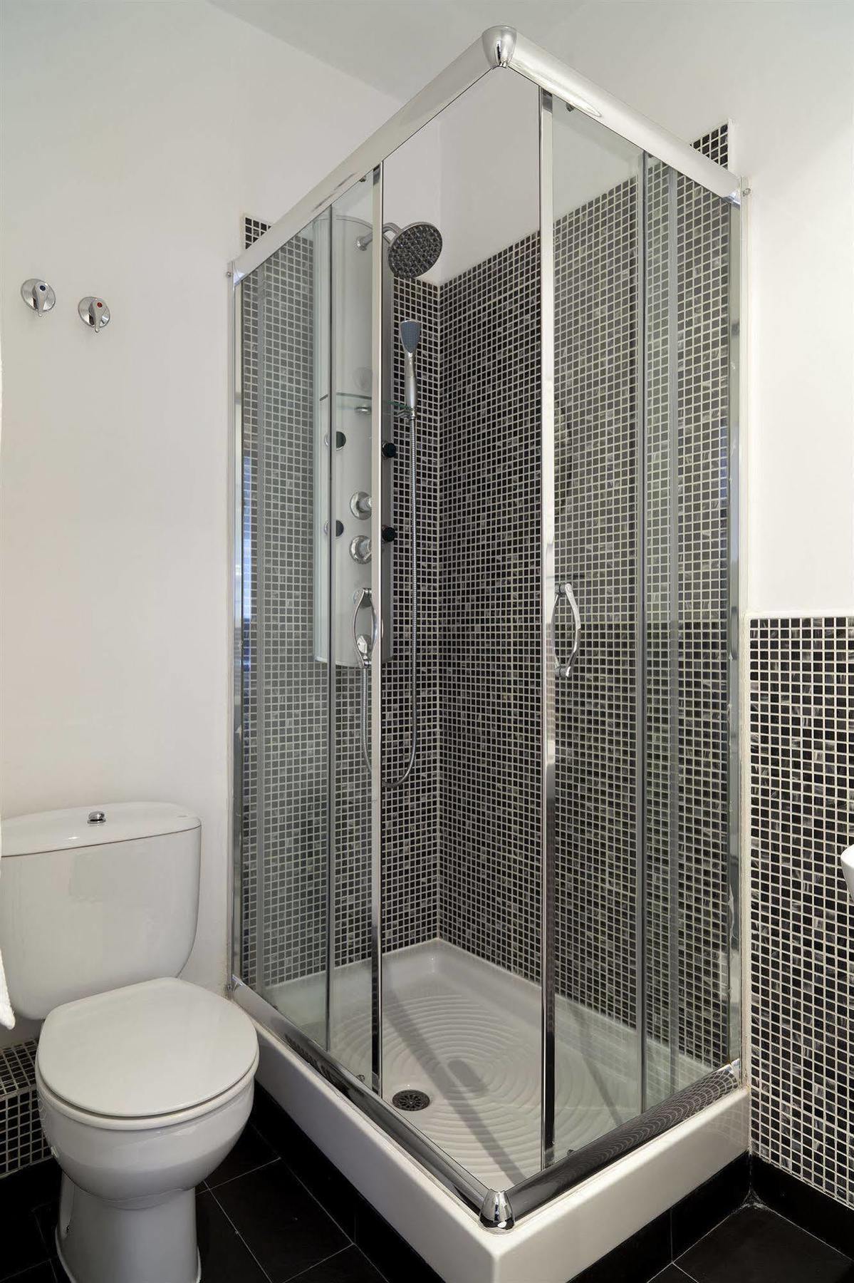 Hostal Gala Madrid Ngoại thất bức ảnh