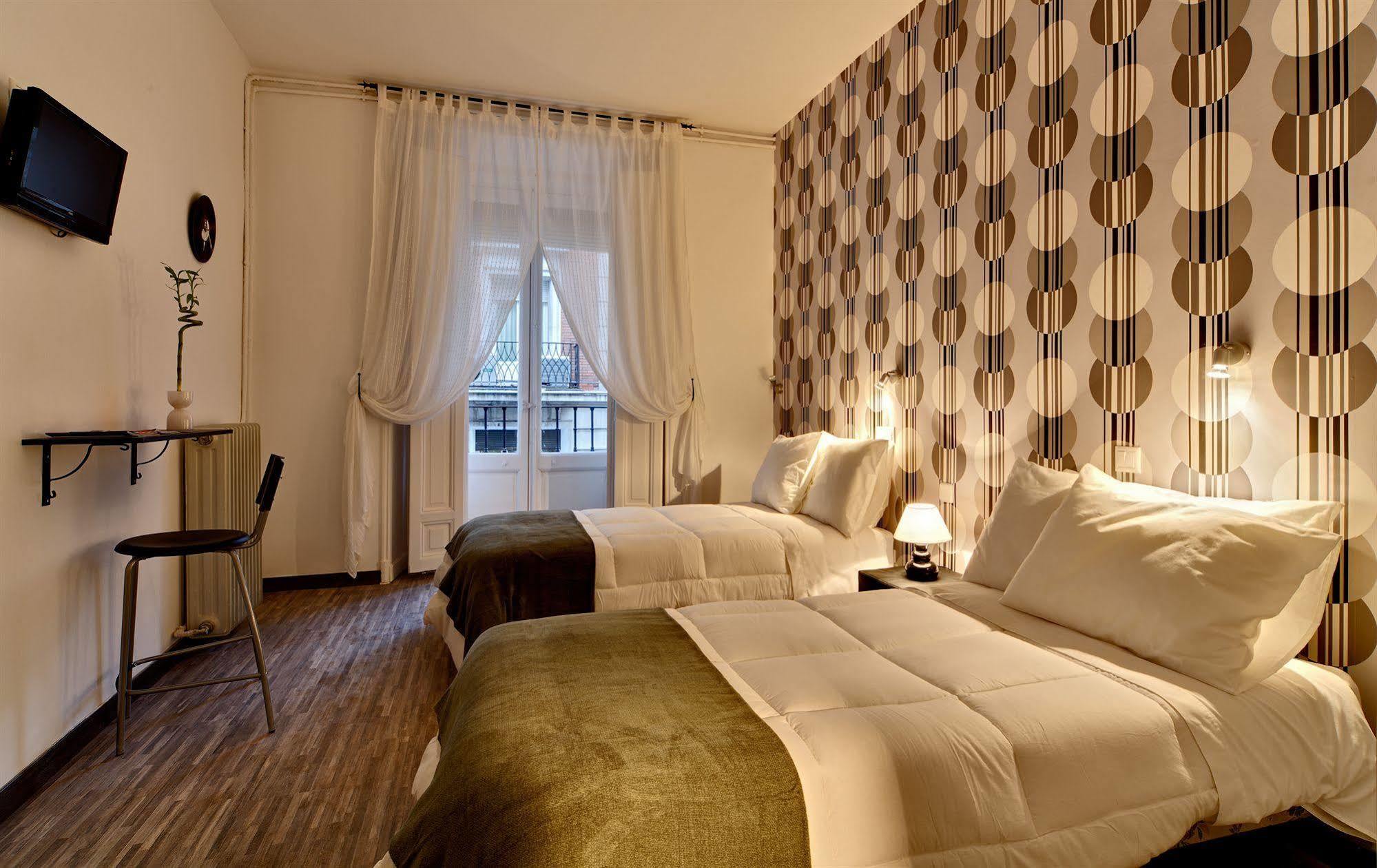 Hostal Gala Madrid Ngoại thất bức ảnh